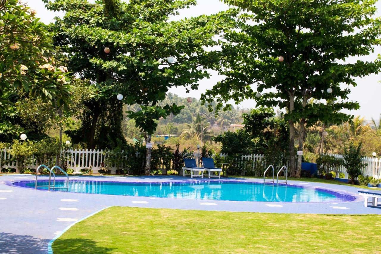Hotel Palmarinha De Goa